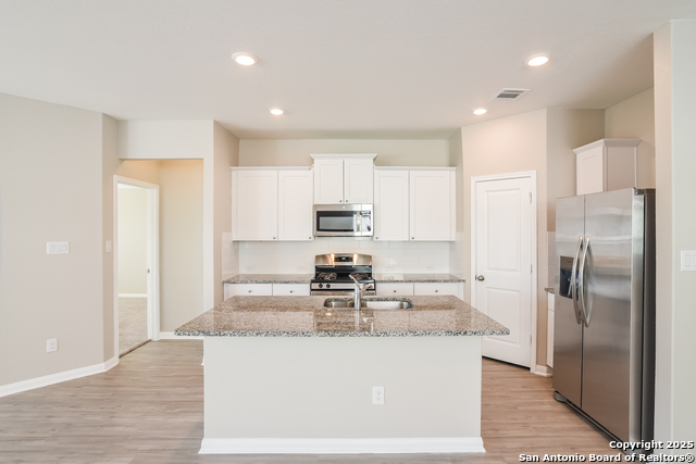 8022 Dovers Den Property Photo 2