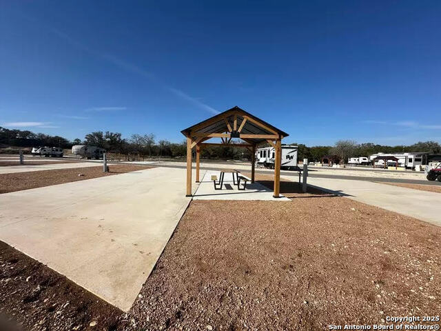 4300 State Highway 16 N Property Photo 1