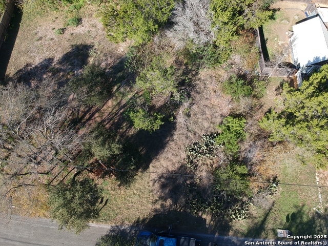 10906 3rd Property Photo 3
