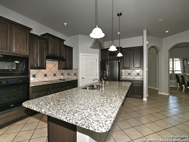 8822 Study Butte Property Photo 10