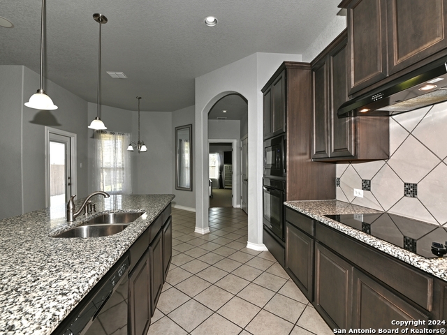 8822 Study Butte Property Photo 12