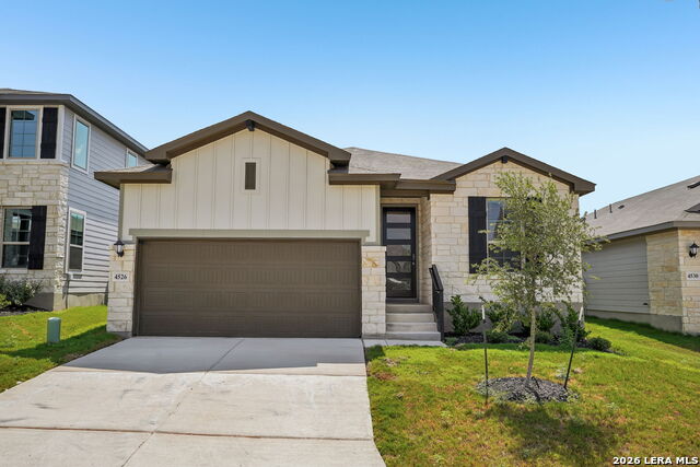 4526 Badger Crest Property Photo 1