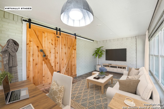 3624 Fox Run Property Photo 15
