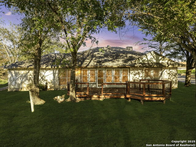 4025 Cypress Ct Property Photo 2