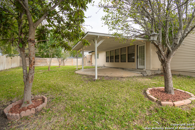 12605 Moss Hollow Property Photo 10