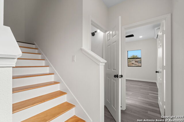 627 S Olive St, #101 Property Photo 7