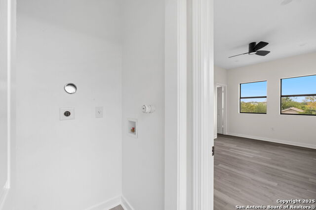 627 S Olive St, #101 Property Photo 10