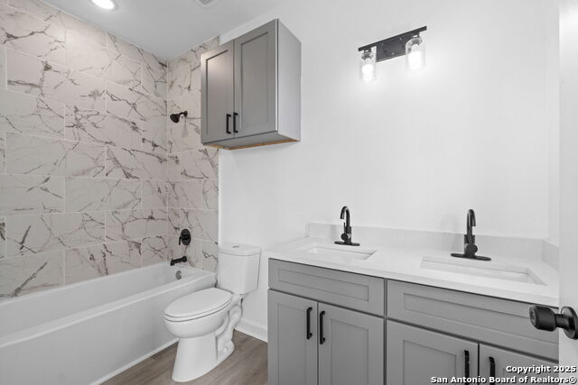 627 S Olive St, #101 Property Photo 12