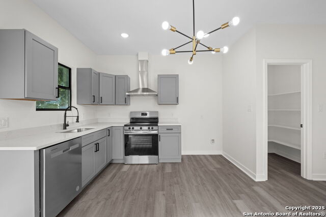 627 S Olive St, #101 Property Photo 16