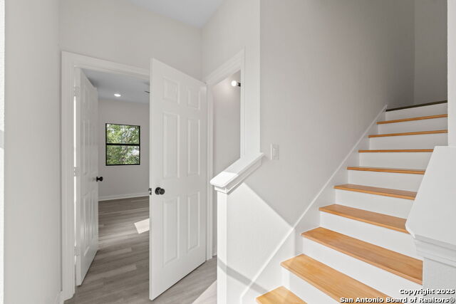 627 S Olive St, #101 Property Photo 18