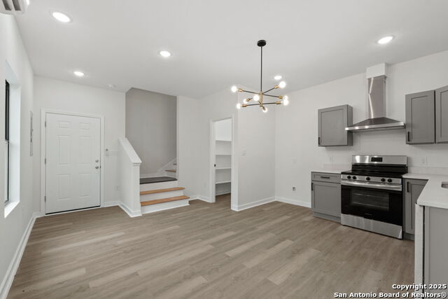627 S Olive St, #102 Property Photo 3