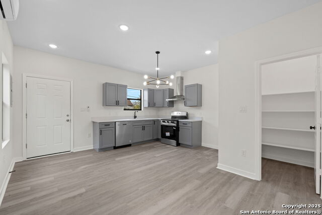 627 S Olive St, #102 Property Photo 10