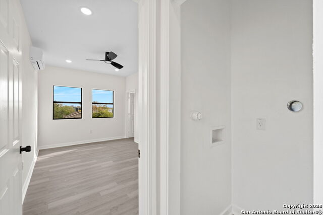 627 S Olive St, #102 Property Photo 15