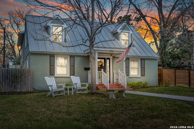 135 Blue Bonnet Blvd Property Photo 1