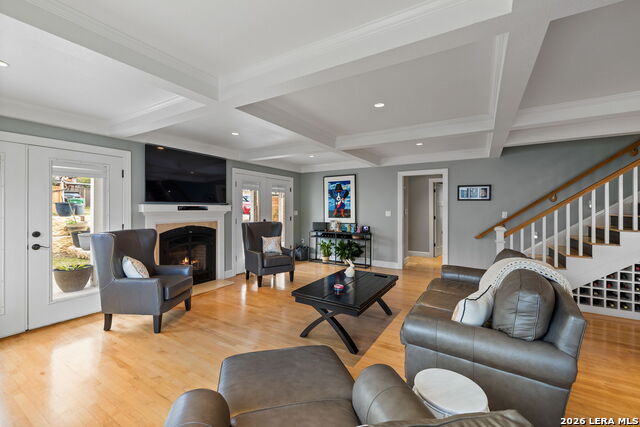 135 Blue Bonnet Blvd Property Photo 9