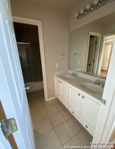 143 Chapel Hill Property Photo 11