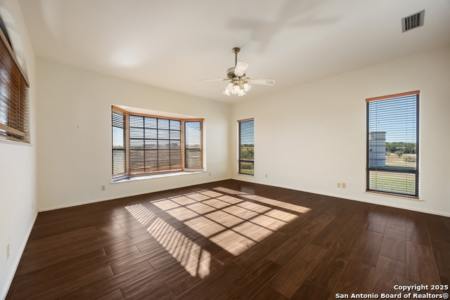 2650 Bandera Hwy E Property Photo 36