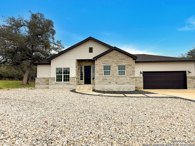 111 S Jesse Stiff Property Photo 1