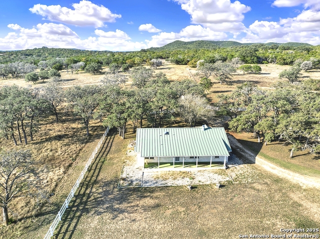 16103 State Highway 16 N Property Photo 3