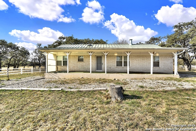 16103 State Highway 16 N Property Photo 12