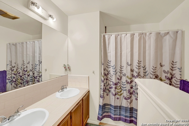 16103 State Highway 16 N Property Photo 36