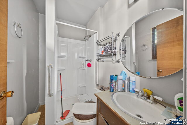 433 W Woodlawn Ave Property Photo 20