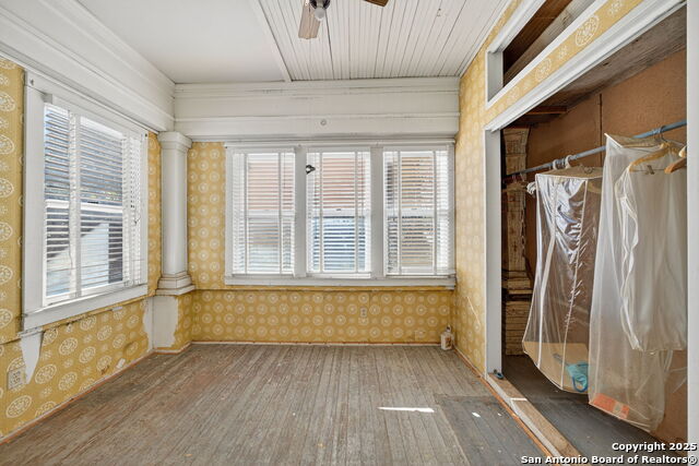 433 W Woodlawn Ave Property Photo 25