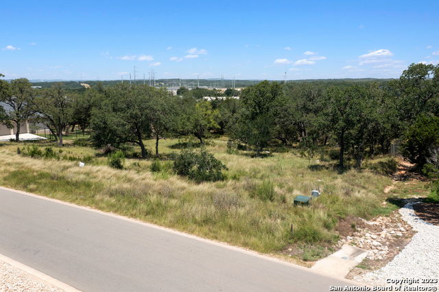 970 Belle Oaks Blvd Property Photo 1