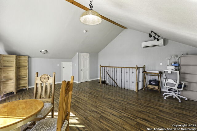 218 Mountainside Property Photo 23