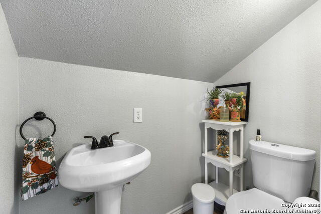 218 Mountainside Property Photo 25