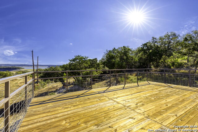 218 Mountainside Property Photo 26
