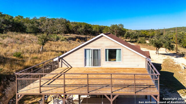 218 Mountainside Property Photo 27