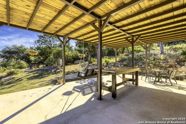 218 Mountainside Property Photo 32