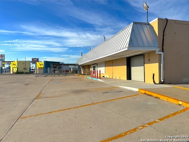 616 Us Highway 181 Property Photo 21