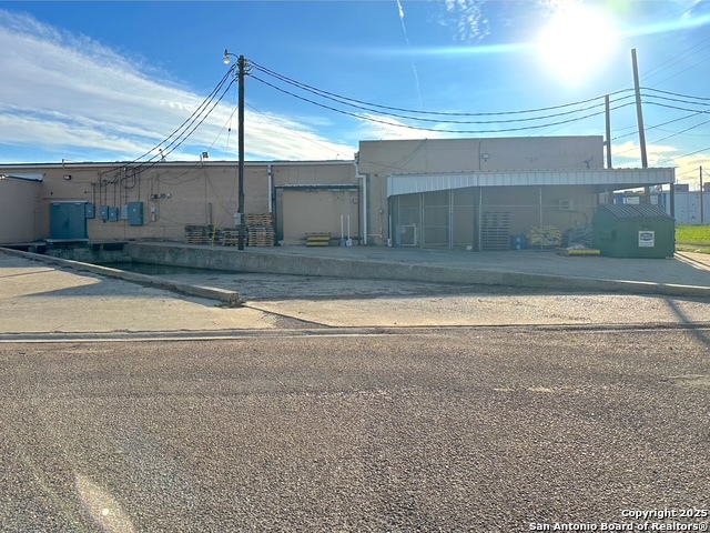 616 Us Highway 181 Property Photo 26