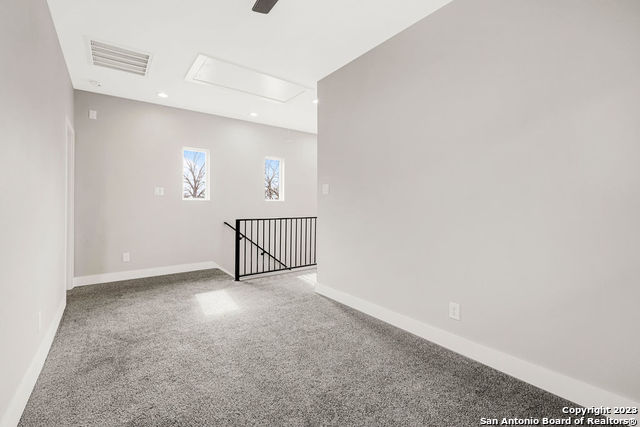 1910 E Houston St - Bldg.4 Property Photo 21