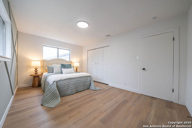 7817 Hollow Oak Property Photo 18