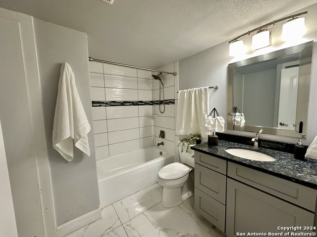 7701 Wurzbach Rd Property Photo 10