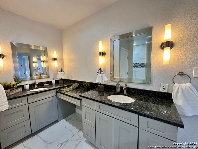 7701 Wurzbach Rd Property Photo 16