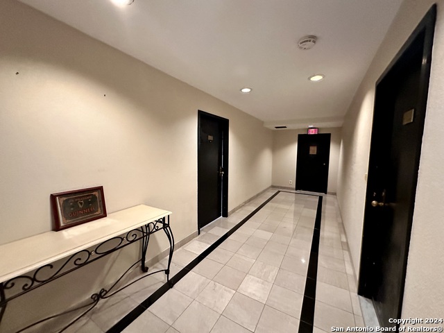 7701 Wurzbach Rd Property Photo 22