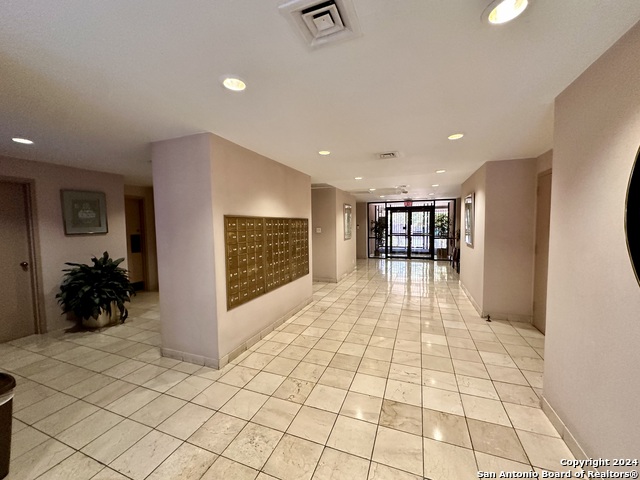 7701 Wurzbach Rd Property Photo 27