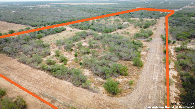 000 Jefferies Road Property Photo 15