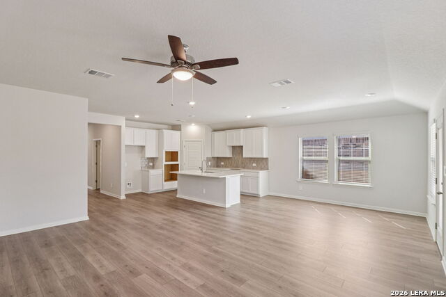 1419 Arcas Way Property Photo 9