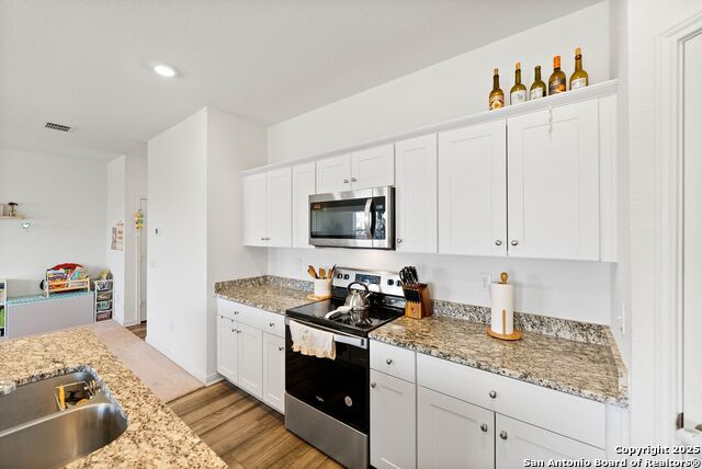 14407 Elkhorn Property Photo 5