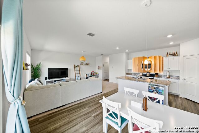14407 Elkhorn Property Photo 6