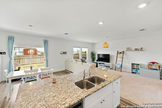 14407 Elkhorn Property Photo 7