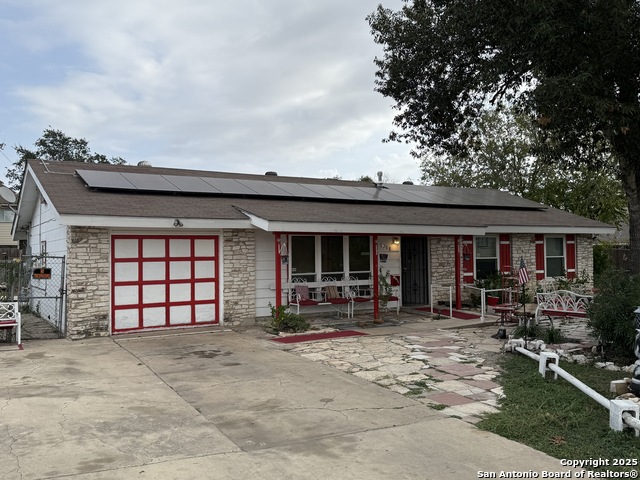 6918 Sun Valley Dr Property Photo 3