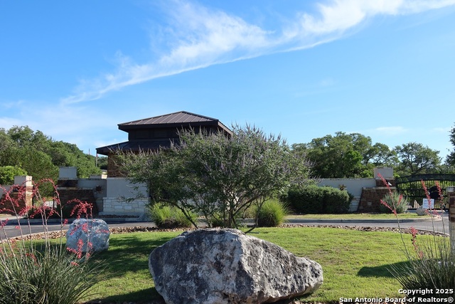 000 Pr 2775 Property Photo 1