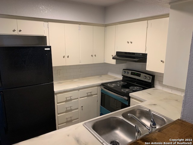 520 Gentleman Property Photo 2