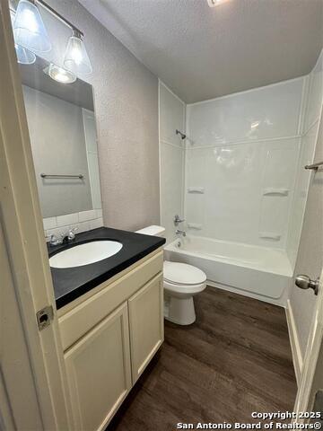 520 Gentleman Property Photo 5